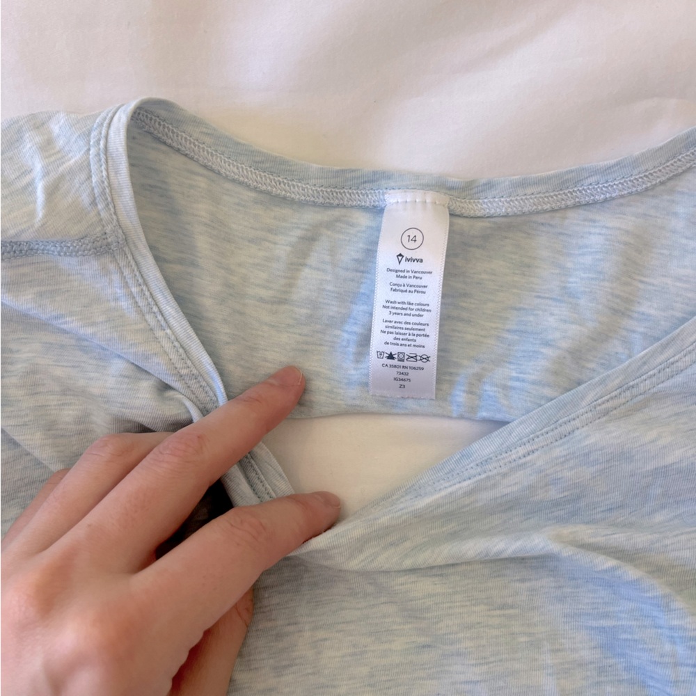 Blue workout top - Picture 2 of 3